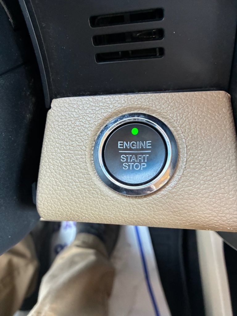 Used 2017 Ford F150 Lariat AWD/4WD image 18