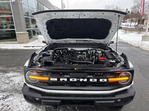 Used 2024 Ford Bronco Outer Banks image 17