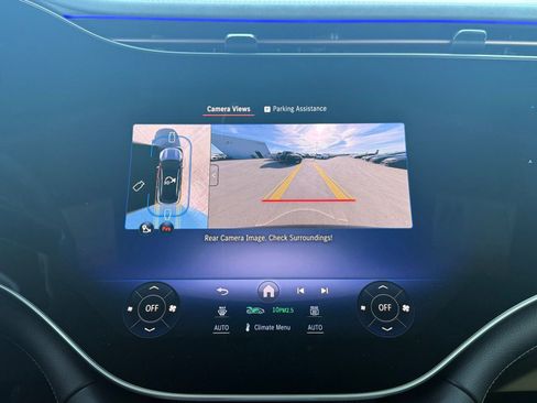 New 2026 Mercedes-Benz EQS 400 4MATIC SUV image 24