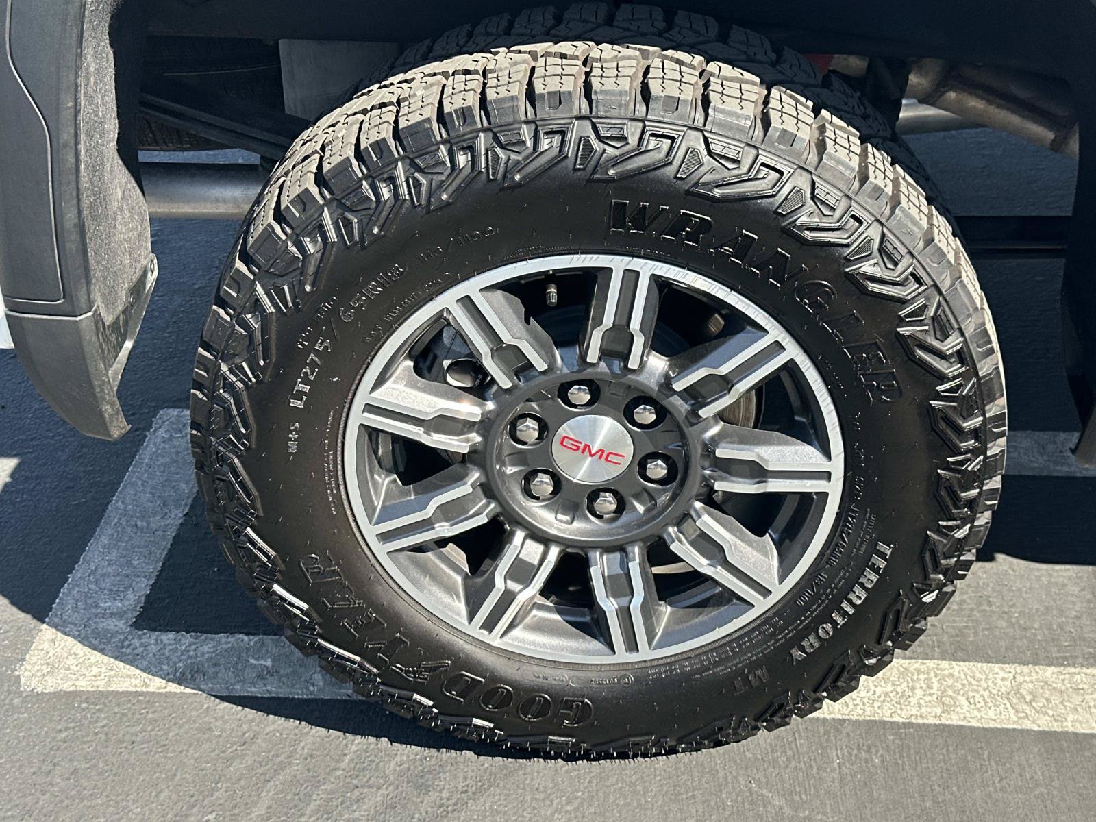 Used 2026 GMC Sierra 1500 AT4 AWD/4WD image 31