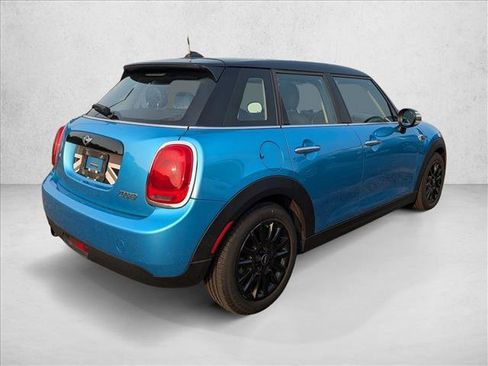 Used 2016 MINI Cooper 4-Door Hardtop FWD image 5