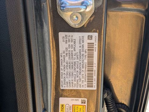 Used 2025 Honda CR-V EX-L image 31