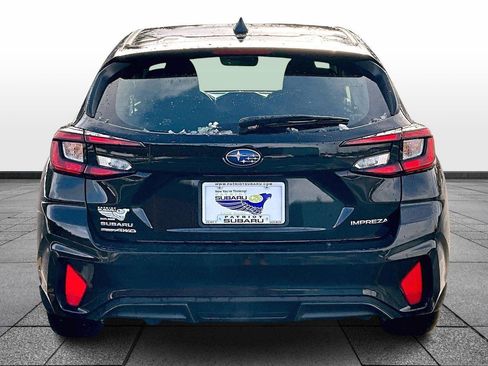 Used 2024 Subaru Impreza 2.0i Sport image 4