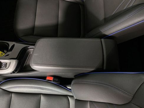 Used 2024 Buick Envista Sport Touring w/ Convenience I Package FWD image 20