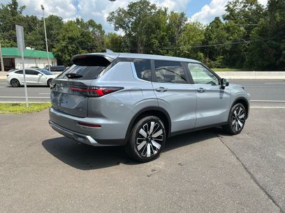 New 2026 Mitsubishi Outlander SE