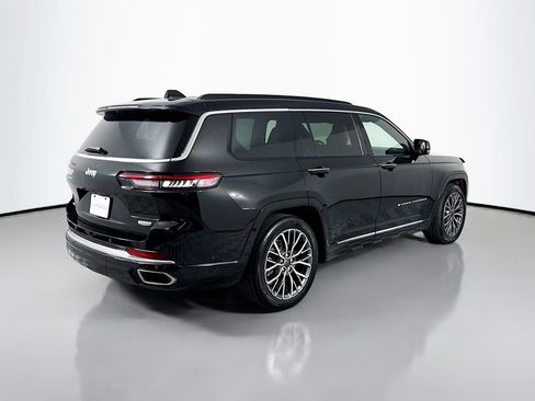Used 2024 Jeep Grand Cherokee L Summit AWD/4WD image 9