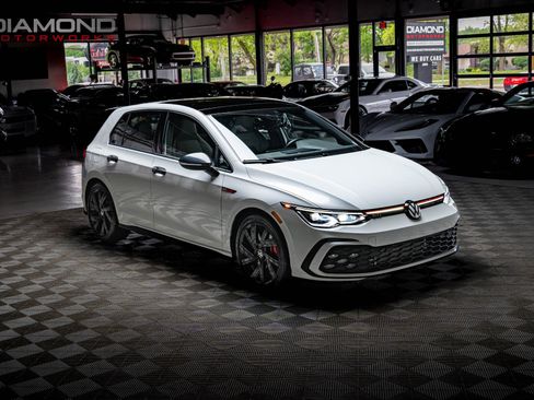 Used 2023 Volkswagen GTI SE FWD image 55