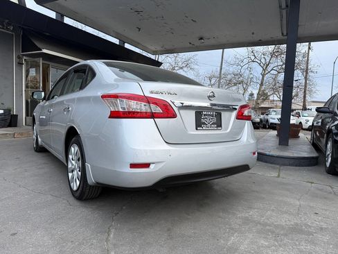 Used 2015 Nissan Sentra S image 27