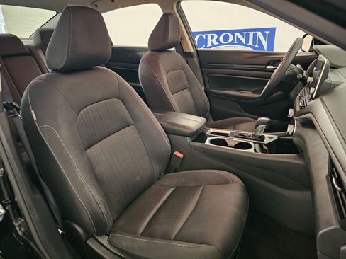 Used 2024 Nissan Altima 2.5 SV image 27