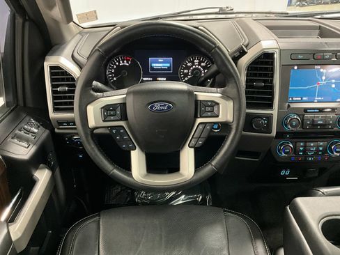 Used 2018 Ford F150 Lariat AWD/4WD image 6