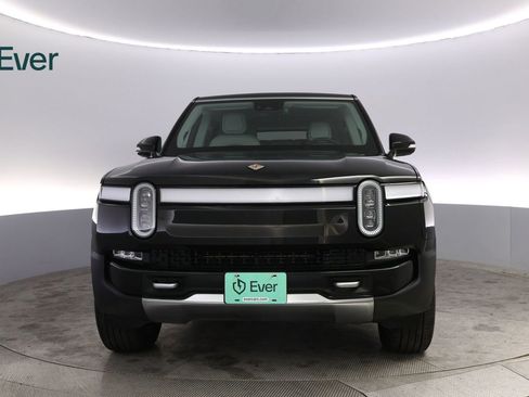 Used 2024 Rivian R1S Adventure AWD/4WD image 12