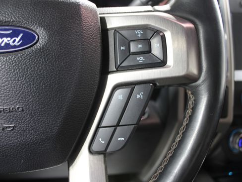 Used 2021 Ford F250 Platinum image 11