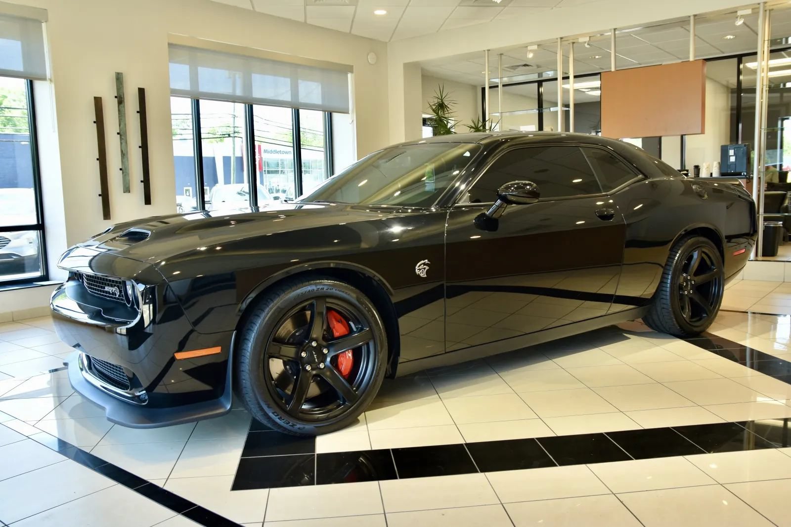 Used 2022 Dodge Challenger SRT Hellcat w/ Plus Package RWD image 3