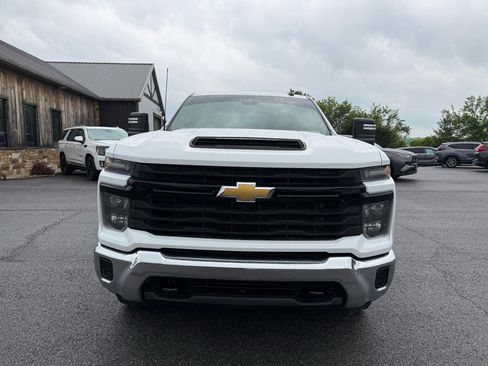 Used 2024 Chevrolet Silverado 2500 W/T w/ WT/CX Safety Package AWD/4WD image 10