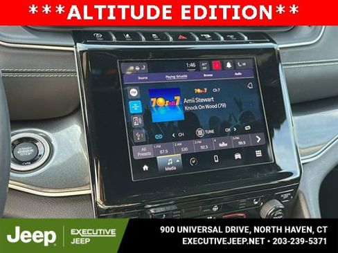 Used 2021 Jeep Grand Cherokee L Laredo image 15