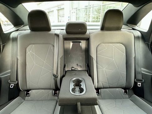 Certified 2025 Volkswagen Jetta Sport image 18