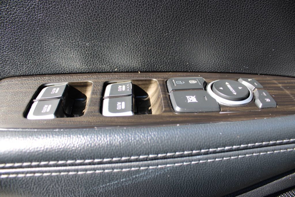 Used 2019 Kia Sorento AWD image 22