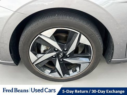 Used 2023 Hyundai Elantra SEL w/ Convenience Package FWD image 37
