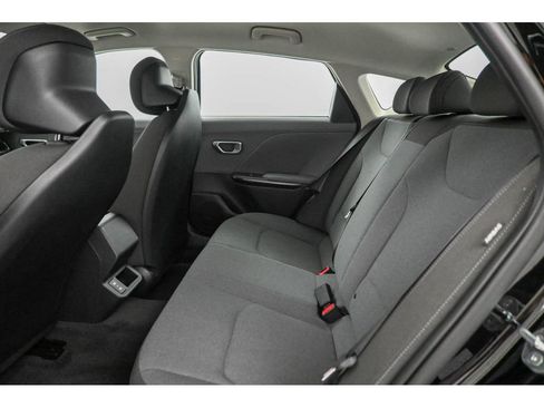 New 2025 Kia K4 image 12