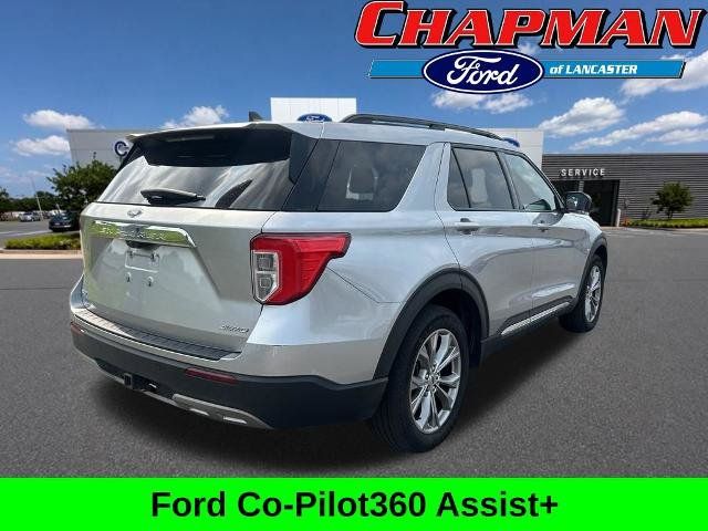 Certified 2022 Ford Explorer XLT w/ Equipment Group 202A AWD/4WD image 3