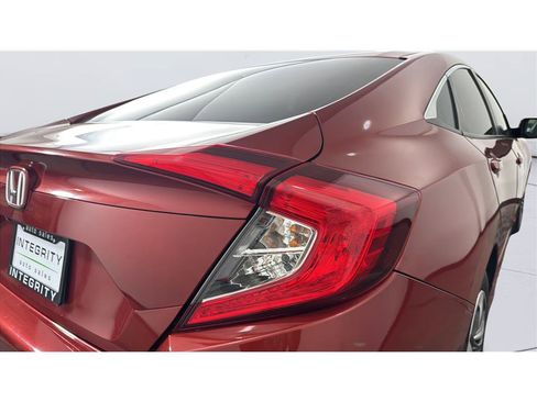 Used 2021 Honda Civic LX image 38