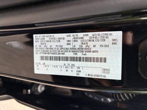 Certified 2025 Ford F350 XL w/ STX Appearance Package AWD/4WD image 25