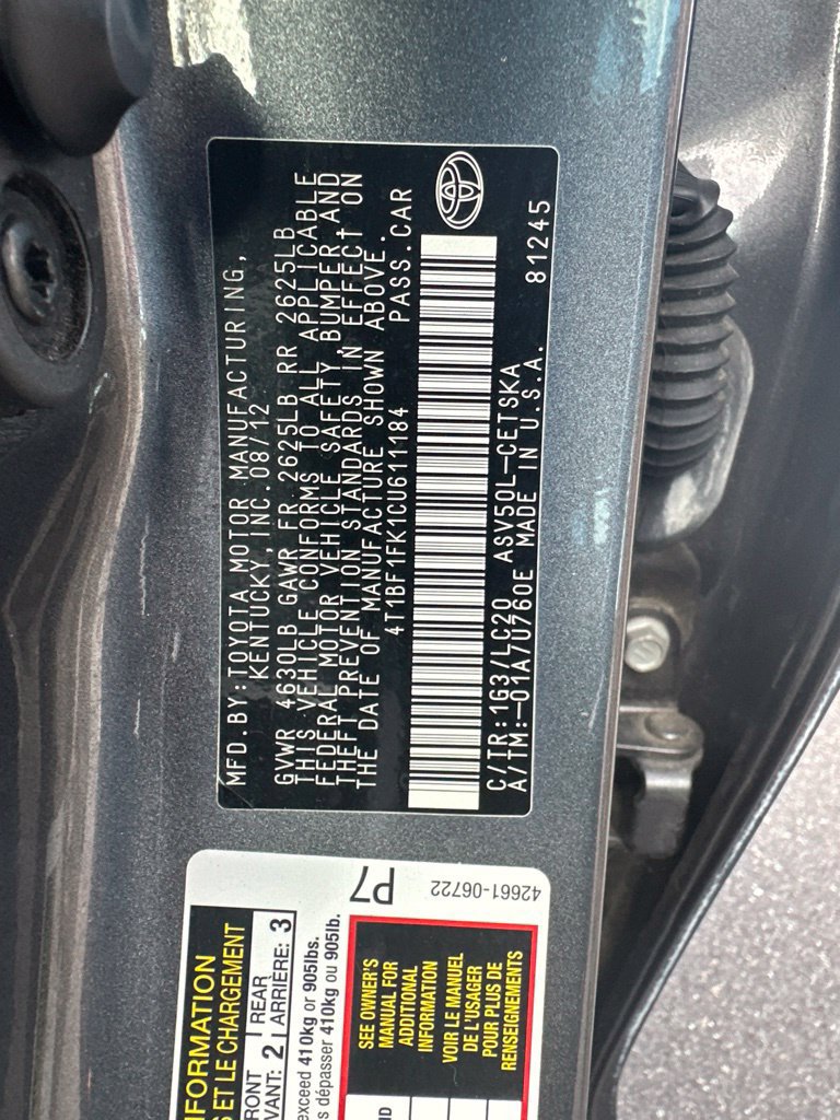 Used 2012 Toyota Camry SE w/ Leather Pkg FWD image 12