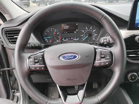 Used 2022 Ford Escape SE w/ Cold Weather Package AWD/4WD image 19