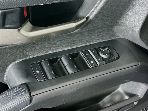 Used 2024 Toyota Tacoma TRD Off-Road image 15