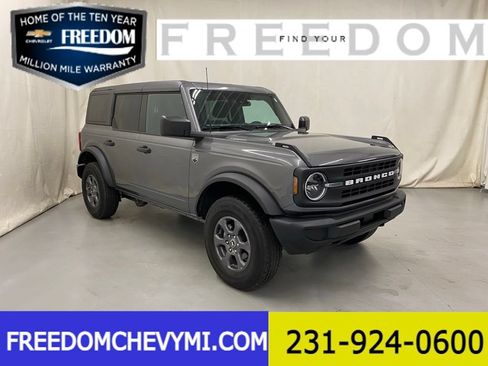 Used 2025 Ford Bronco Big Bend AWD/4WD image 1