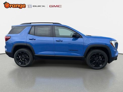 New 2026 GMC Terrain Elevation w/ Elevation Premium Package FWD image 2