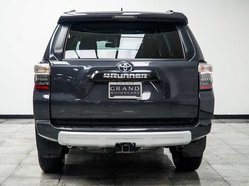 Used 2024 Toyota 4Runner TRD Off-Road Premium AWD/4WD image 11
