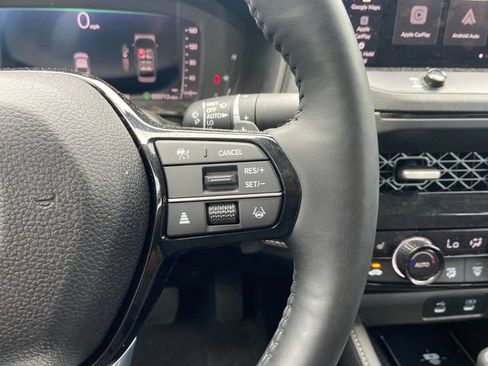 Used 2025 Honda Accord Touring image 19