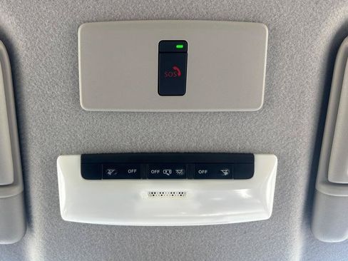 Used 2024 Nissan Kicks SV FWD image 25