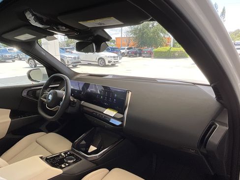 New 2025 BMW X3 xDrive30i w/ Premium Package image 21