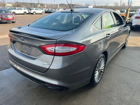 Used 2013 Ford Fusion Titanium w/ Titanium Driver Assist Pkg image 5