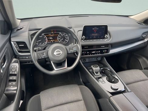 Used 2024 Nissan Rogue SV image 20