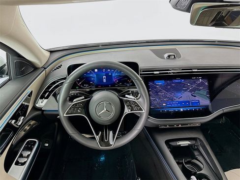Used 2025 Mercedes-Benz E 450 4MATIC All-Terrain Wagon image 23