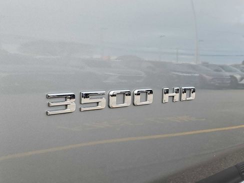 Used 2025 Chevrolet Silverado 3500 LTZ w/ LTZ Plus Package image 39