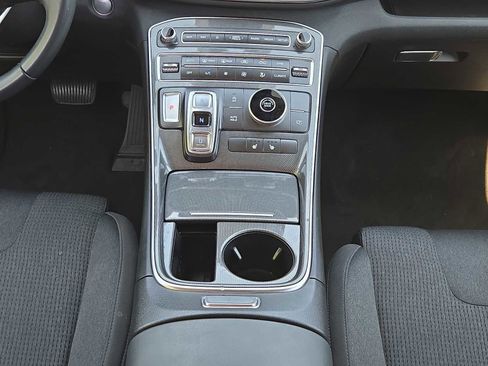 Used 2023 Hyundai Santa Fe SEL FWD image 17
