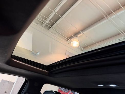 Used 2022 GMC Sierra 1500 AT4X image 38