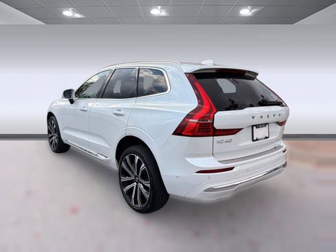 Certified 2023 Volvo XC60 B5 Ultimate image 3