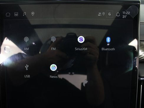 New 2026 GMC Yukon XL AT4 image 7