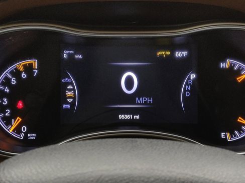 Used 2017 Jeep Grand Cherokee Summit AWD/4WD image 23
