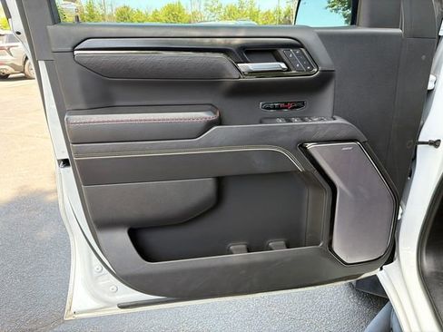 Used 2022 GMC Sierra 1500 AT4X AWD/4WD image 10