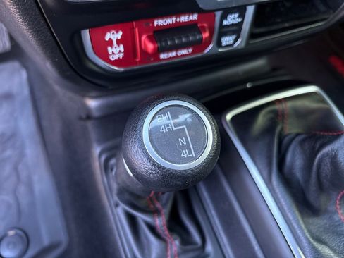 Used 2021 Jeep Wrangler 4WD Rubicon image 28