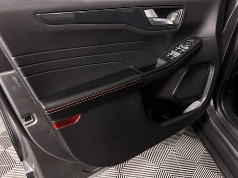 Used 2024 Ford Escape ST-Line image 26