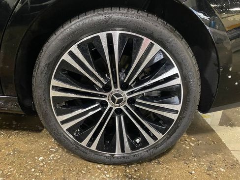 Used 2023 Mercedes-Benz CLA 250 4MATIC image 29