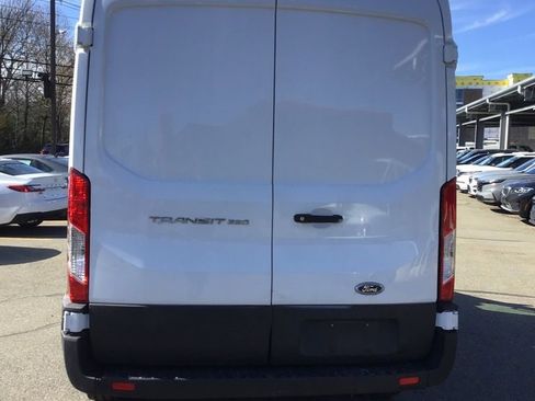 Used 2021 Ford Transit 250 Medium Roof RWD image 4