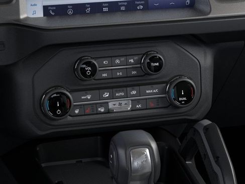 New 2026 Ford Bronco Outer Banks w/ Sasquatch Package AWD/4WD image 16